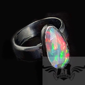 PIĘKNO PŁONĄCEGO OPALU