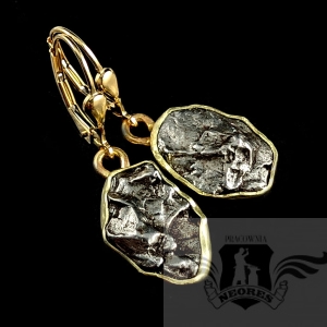 ZŁOTE KOLCZYKI Z METEORYTAMI