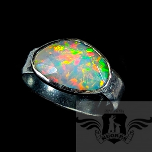 PŁONĄCA TĘCZA OPALU