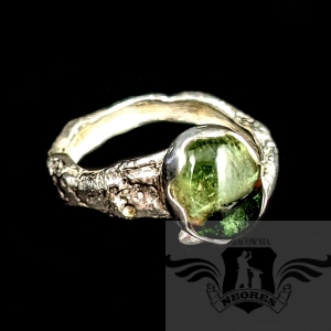 SZMARAGDOWY TURMALIN