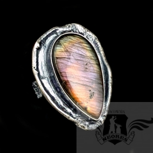 FIOLETOWE MARZENIE- LABRADORYT