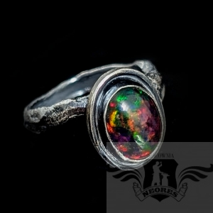 BLACK OPAL