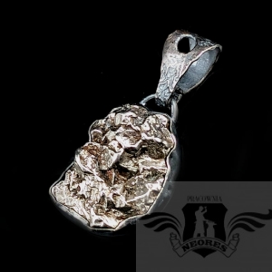 SUROWOŚĆ METEORYTU