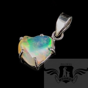 OPAL SUROWY