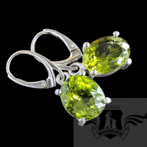 SZLACHETNE PERIDOTY
