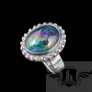 BAROKOWY CZARNY OPAL