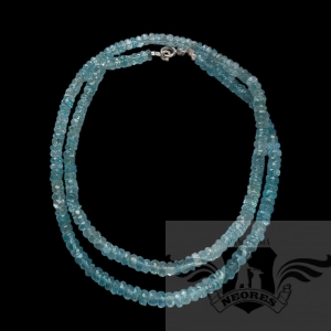 NASZYJNIK - POŁYSKLIWE APATYTY