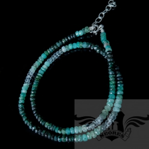 NASZYJNIK SZMARAGDOWY