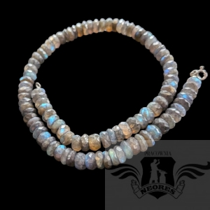 NASZYJNIK- OKAZAŁE LABRADORYTY