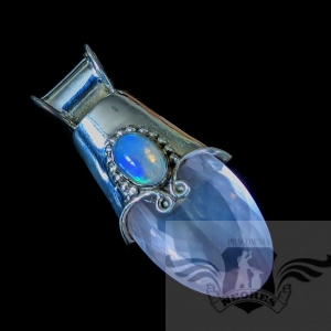 KRÓLOWA ŁAGODNOŚCI- KWARC RÓŻOWY