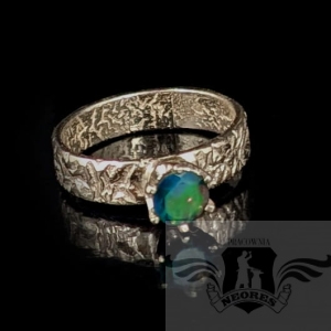 BLACK OPAL