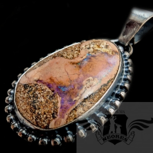 KRAINA ANTYPODÓW - OPAL