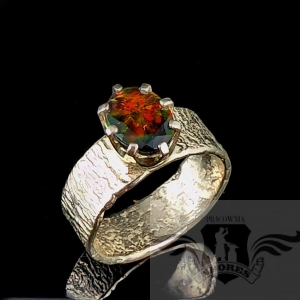 PŁONĄCY CZARNY OPAL