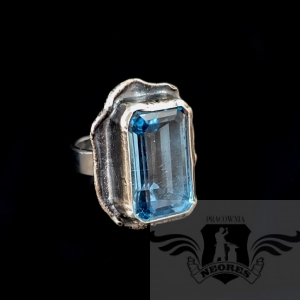BAROKOWY NIEBIAŃSKI TOPAZ
