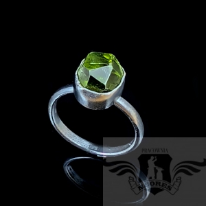 WIOSNA- PERIDOT W CZERNI SREBRA