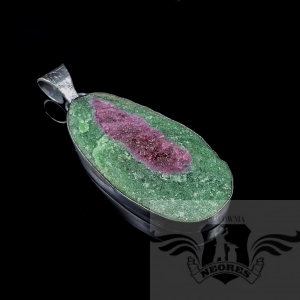 MINERALNY ZOIZYT Z RUBINEM