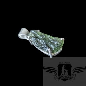 BUTELKOWA ZIELEŃ MOŁDAWITU